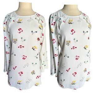 Van Heusen 3/4 Sleeves Round Neck White Shoe Print Womens Blouse Size Medium NWT